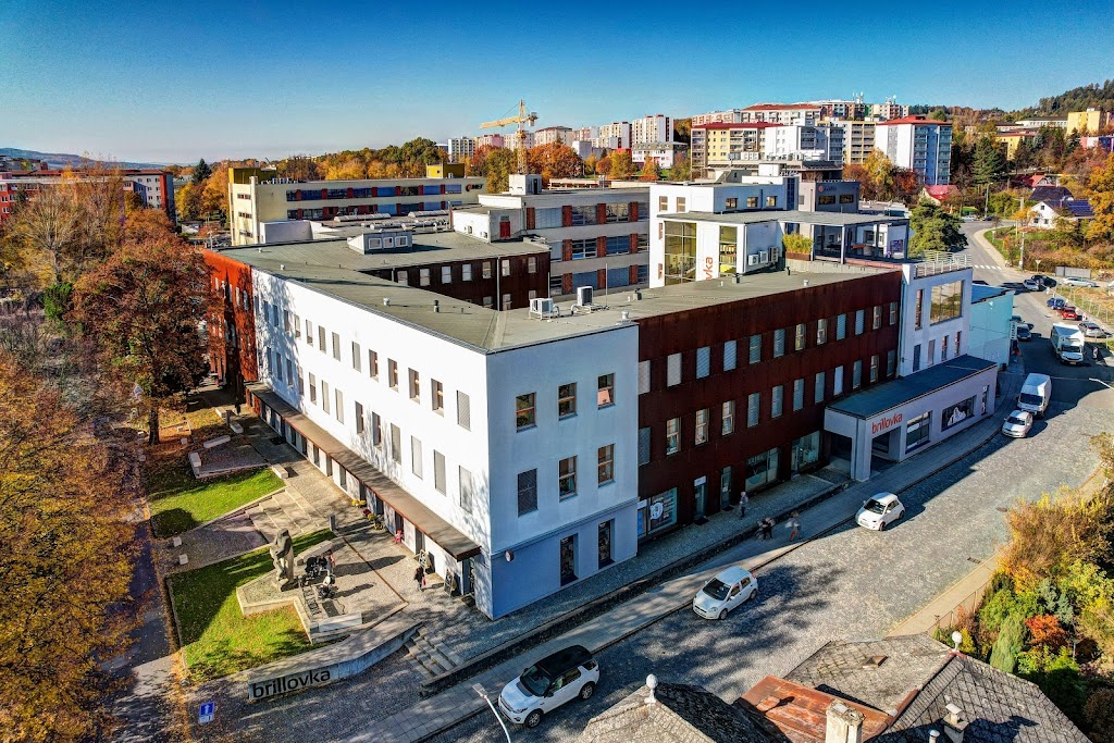 Brillovka | zdravotní centrum - administrativní budova - obchodní pasáž Brillovka | zdravotní centrum - administrativní budova - obchodní pasáž
