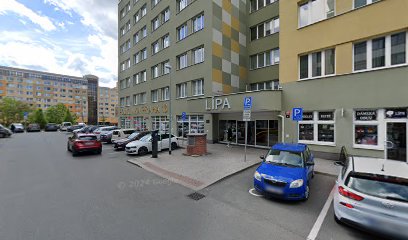 MUDr. Iveta Petrželová MUDr. Iveta Petrželová