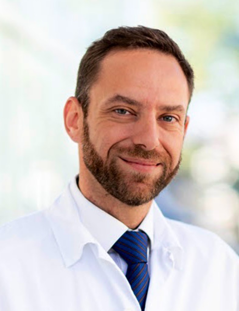 MUDr. Petros Christodoulou, Medicom Clinic