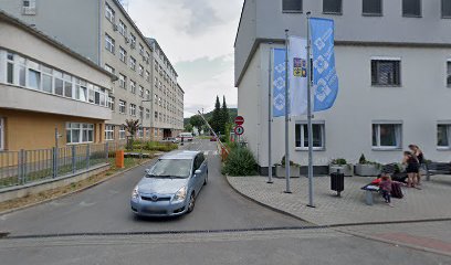 MUDr. Tomáš Garlík MUDr. Tomáš Garlík