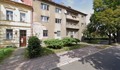 MUDr. Zdeněk Altman MUDr. Zdeněk Altman