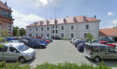 MUDr.Kornel Brosch
