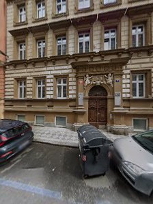 Rehabilitace ruky a fyzioterapie