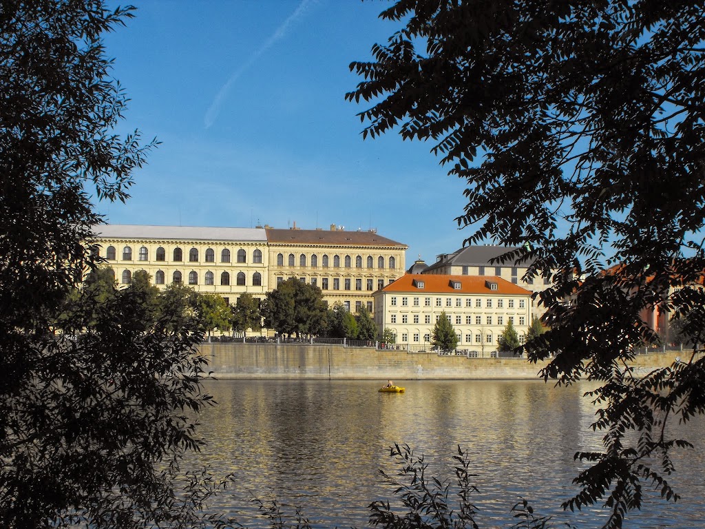 Vyšší odborná škola zdravotnická a Střední zdravotnická škola